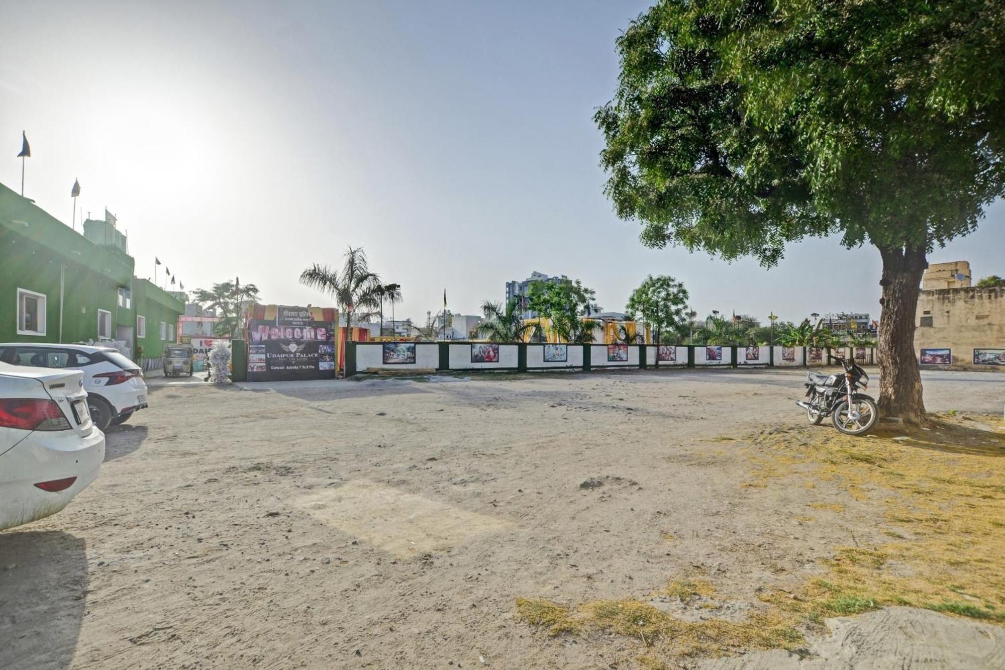 Oyo Udaipur Palace Luaran gambar